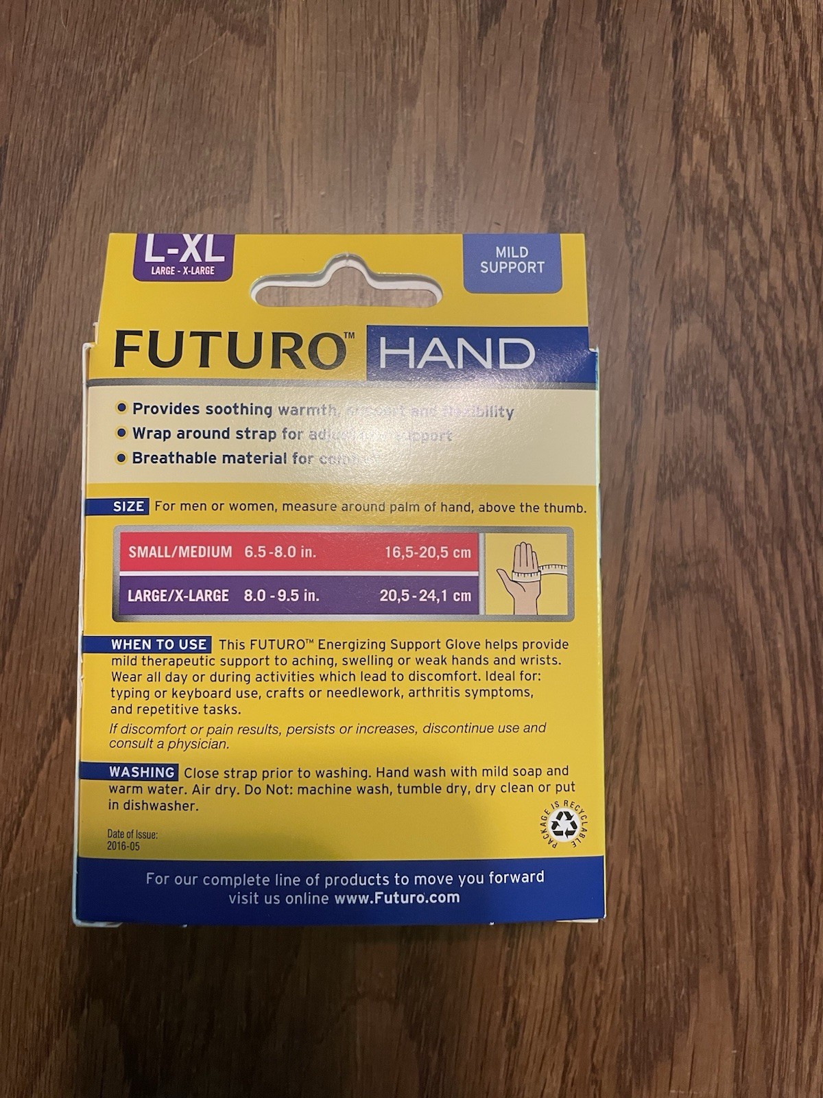 Futuro Energizing Support Glove Hand L-XL 11 Available