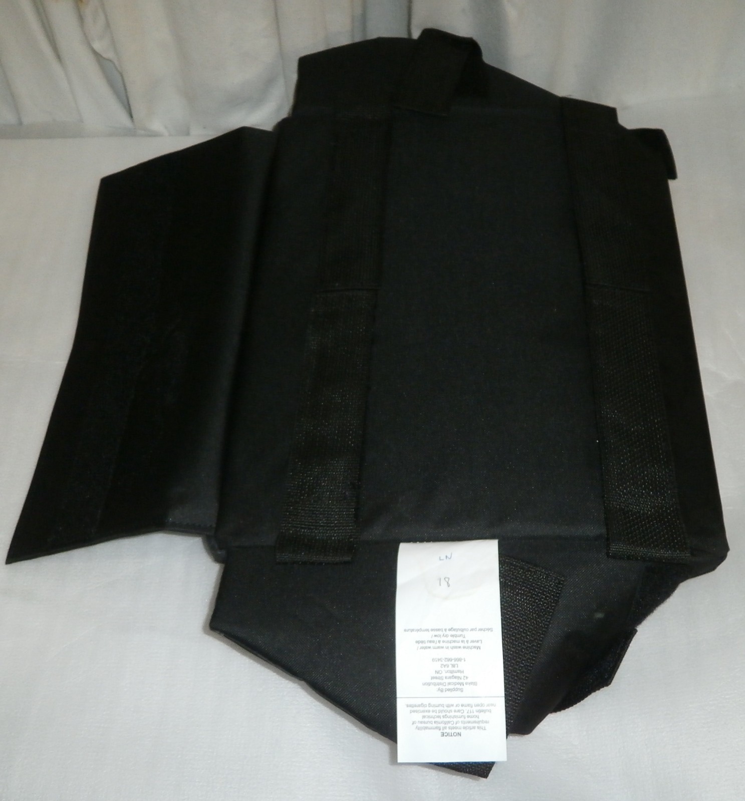 BLAKE GEL FOOT REST BOX 18X12 ” VERY GOOD CONDITION