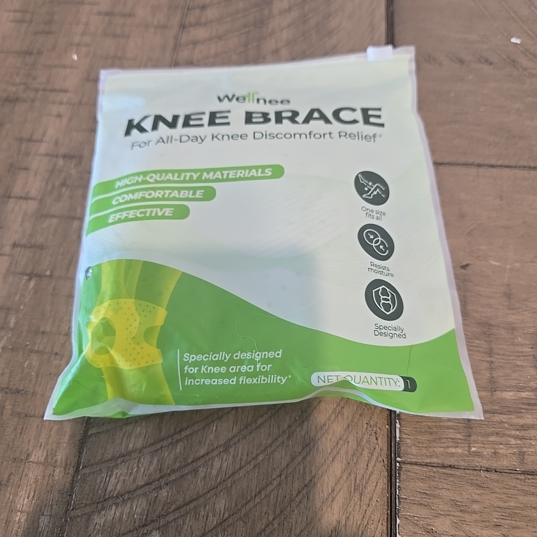 Wellnee Knee Brace For All Day Knee Discomfort Relief. One Size Fits All