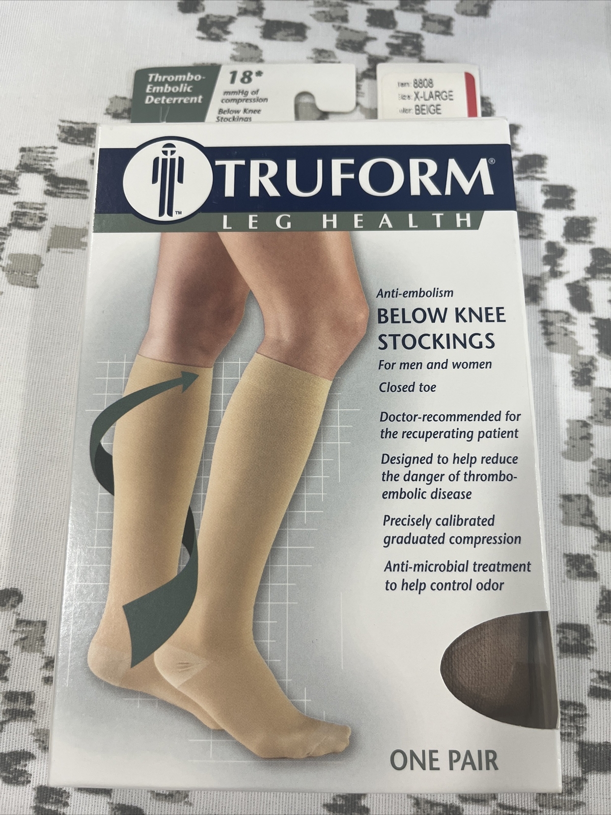 Truform Stockings 18mmHg Compression Below The Knee XL Closed Toe Beige