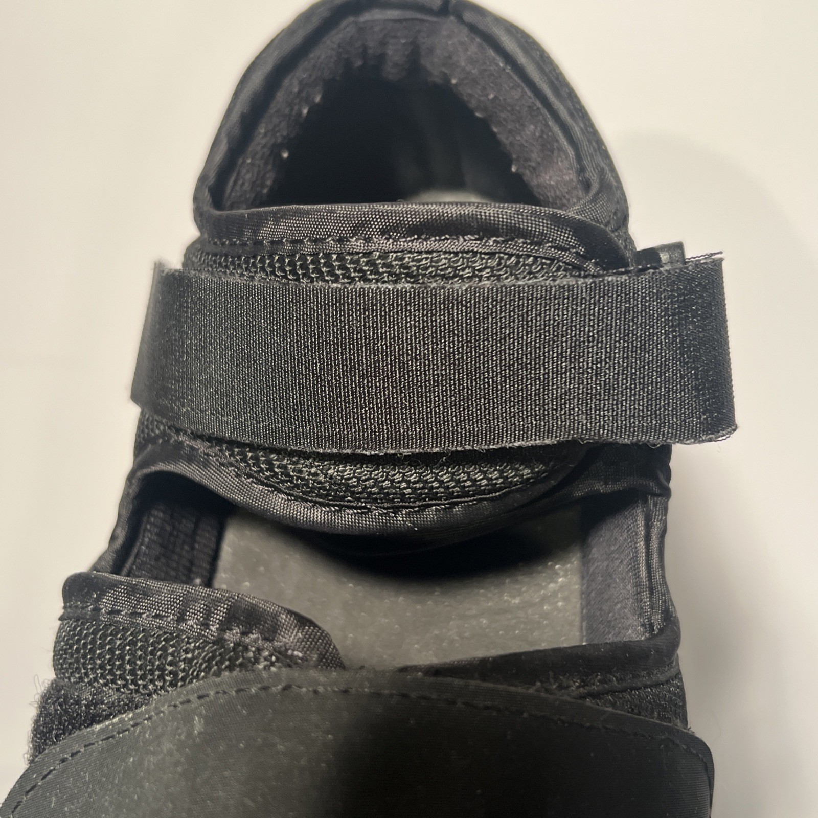 DJO Global ProCare Squared Toe Post Op Shoe Size Medium 79-81235 Black