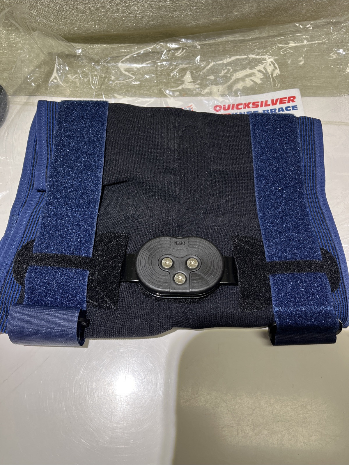 American Medical Products Quicksilver Knee Brace Blue Size 2XL Brand New
