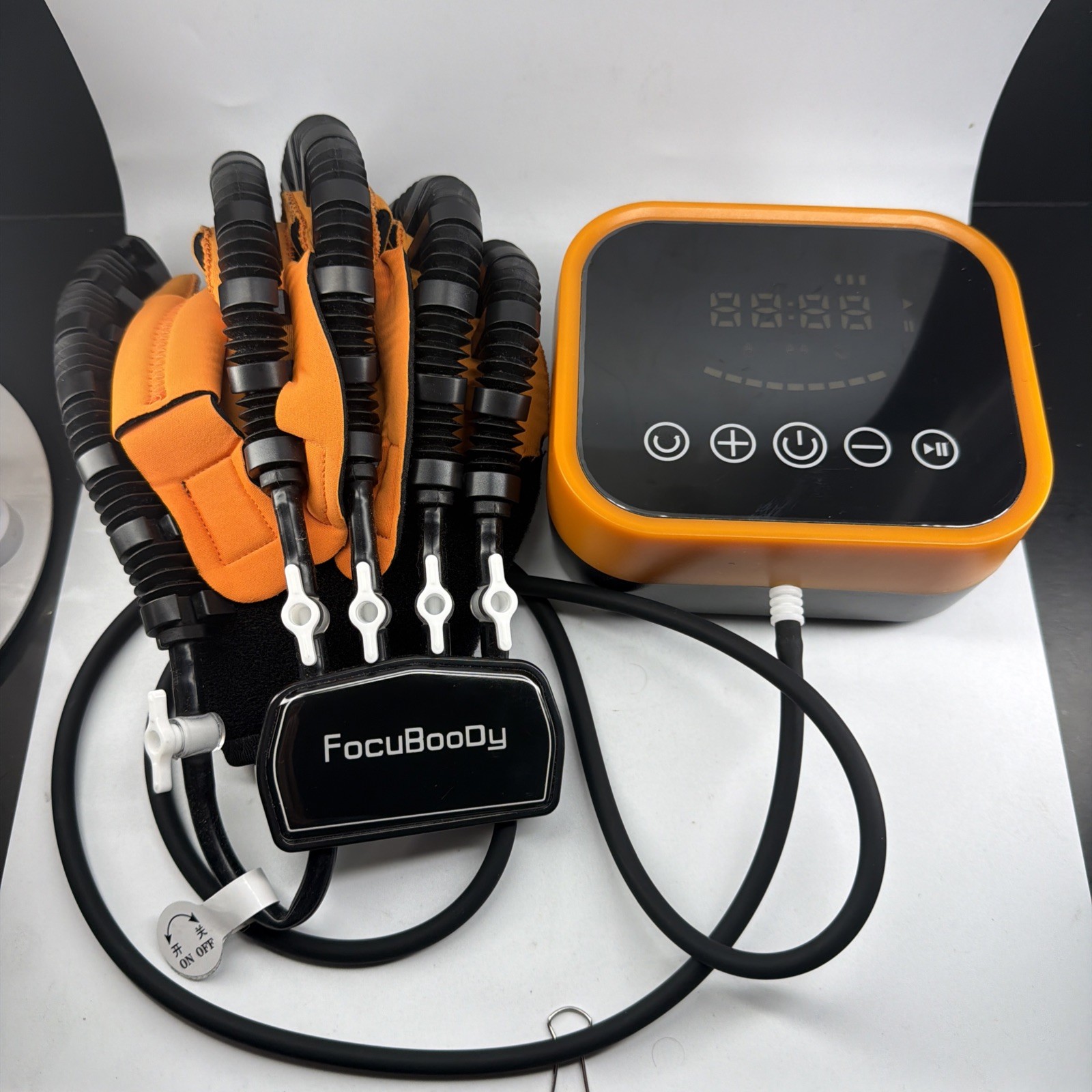 Rehabilitation Robot Gloves Equipment for Stroke Recovery, R Hand L, USED