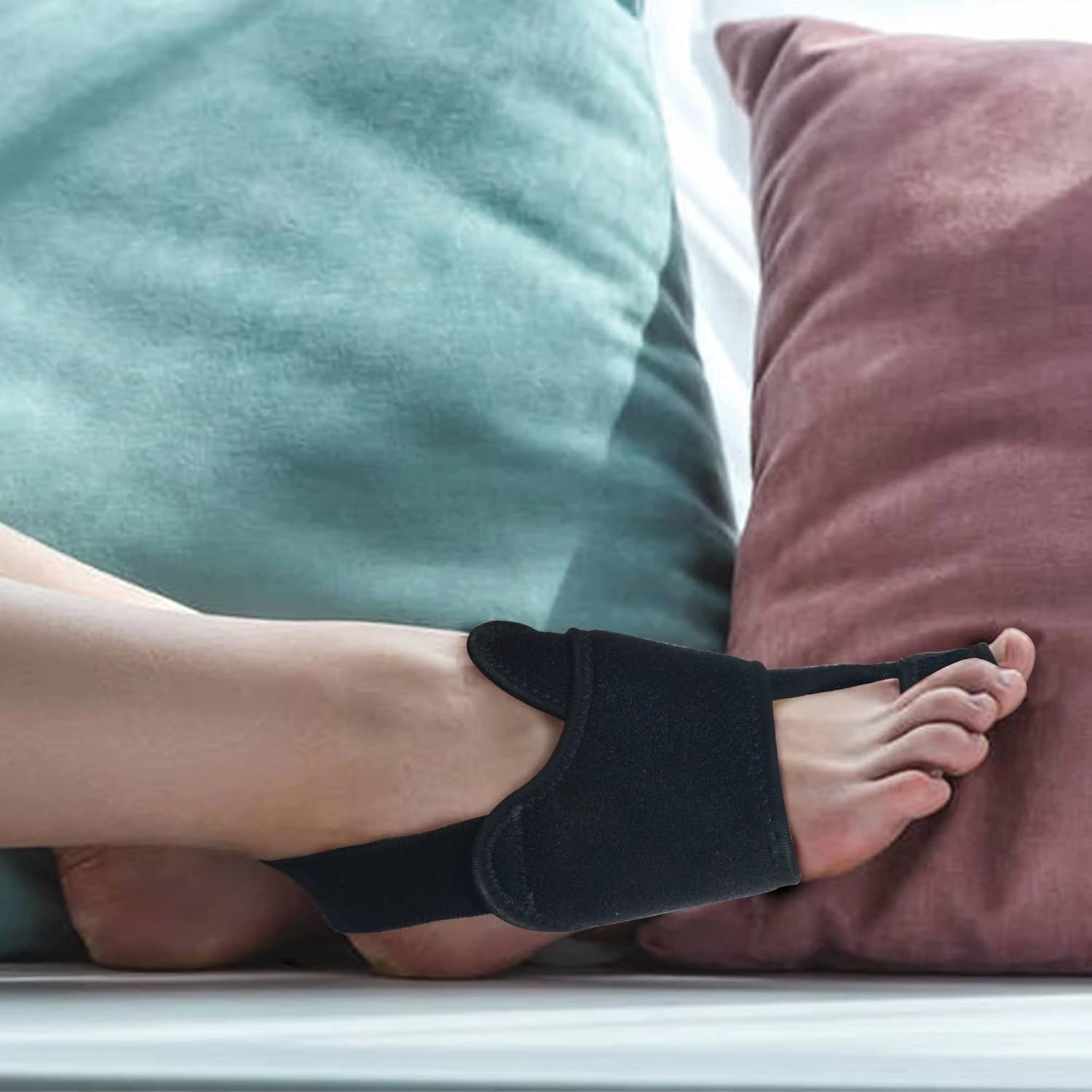 1 Pair Bunion Corrector for Women & Men, Night Splint, One Size, Black