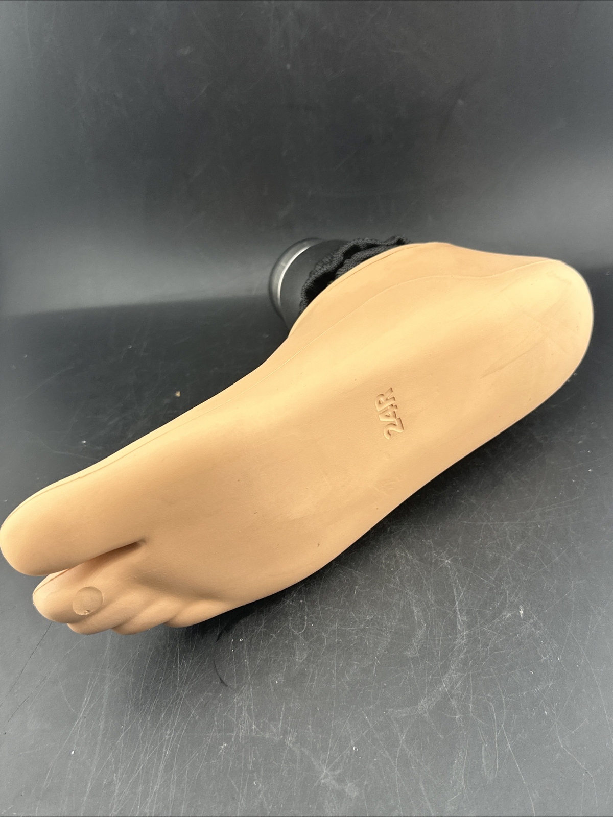 ossur pro-flex Lp Torsion prosthetic foot. Size 24. category 2. Right Foot