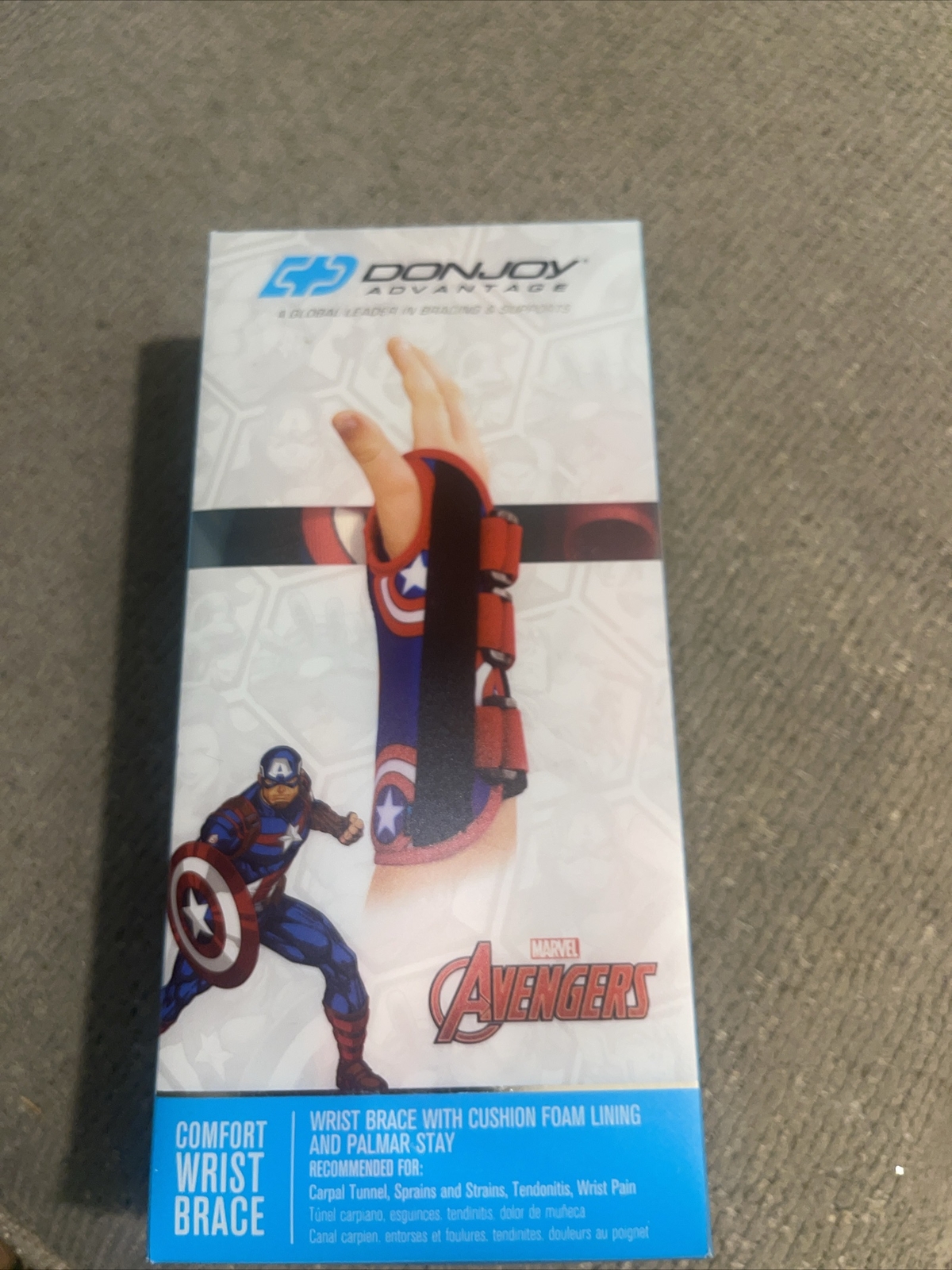 Marvel AVENGERS Comfort Wrist Brace Moderate YOUTH RIGHT MSRP $19.99
