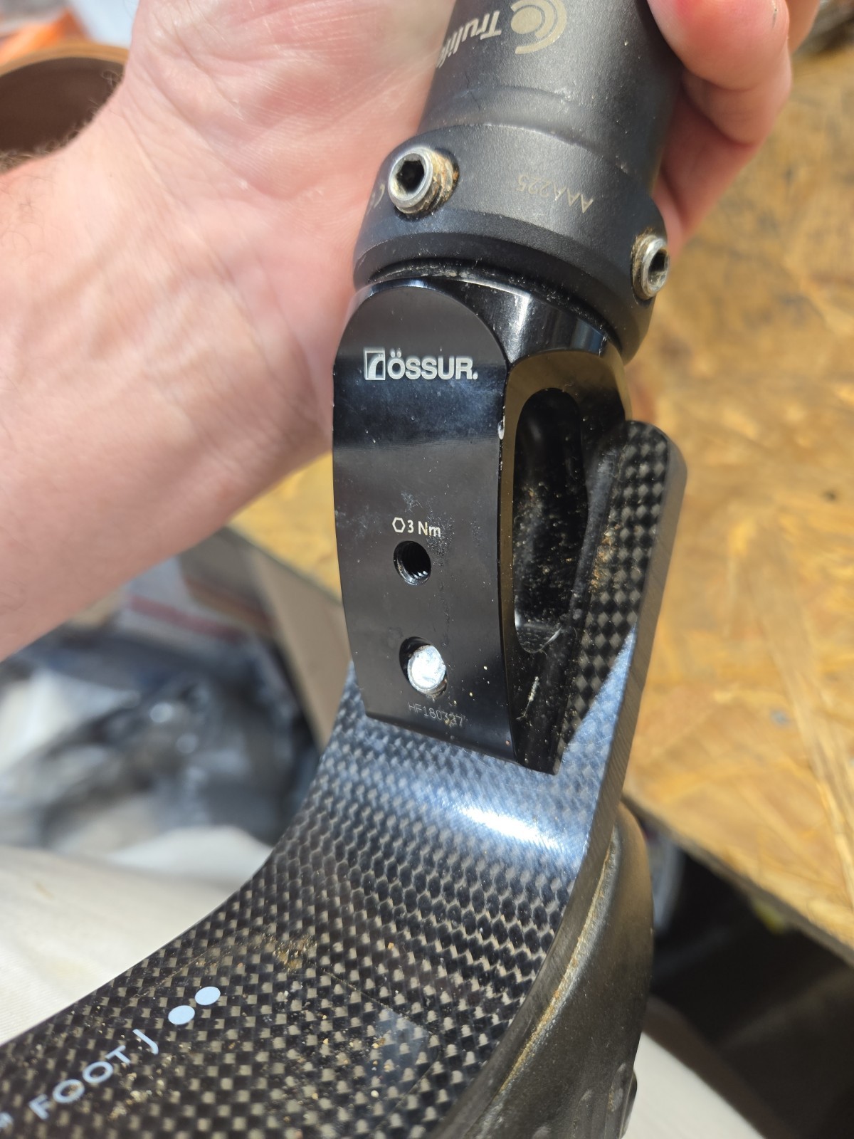 Trulife 165kg Below The Knee Prosthetic OSSUE Balanced Carbon Fiber Foot SZ 30
