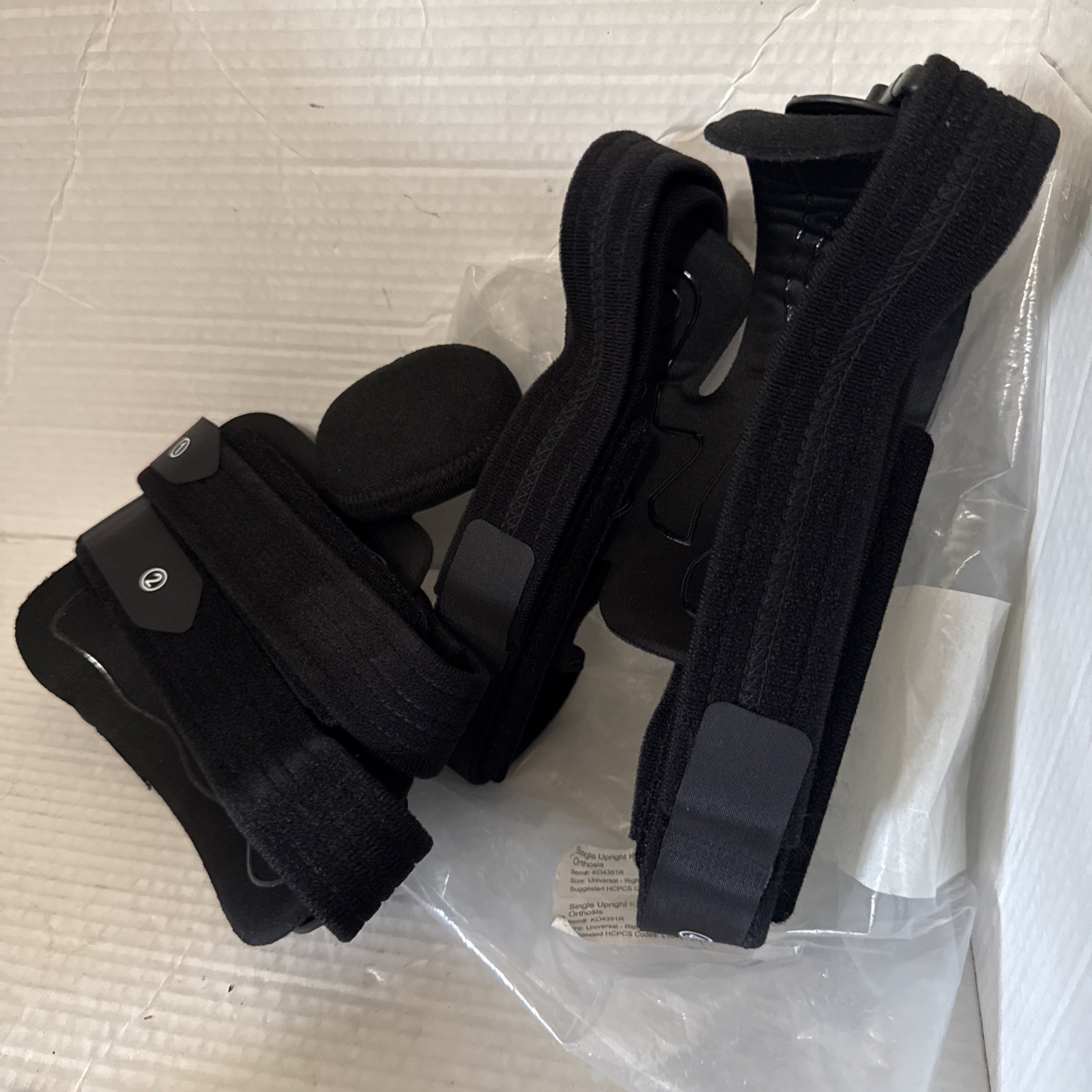 Unite Medical Single Upright Knee Support Right Orthosis #KO4351R Black NEW