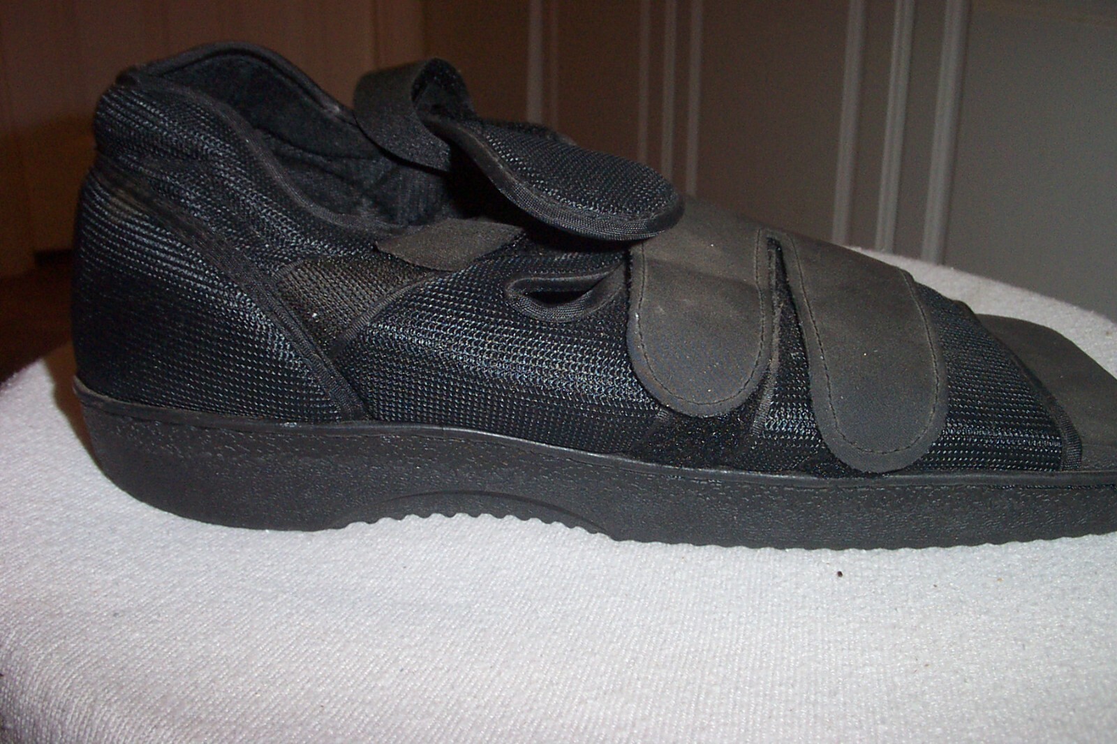 ProCare LSquared Toe Post-Op Shoe Lightweight Sprain Medical Guard Used