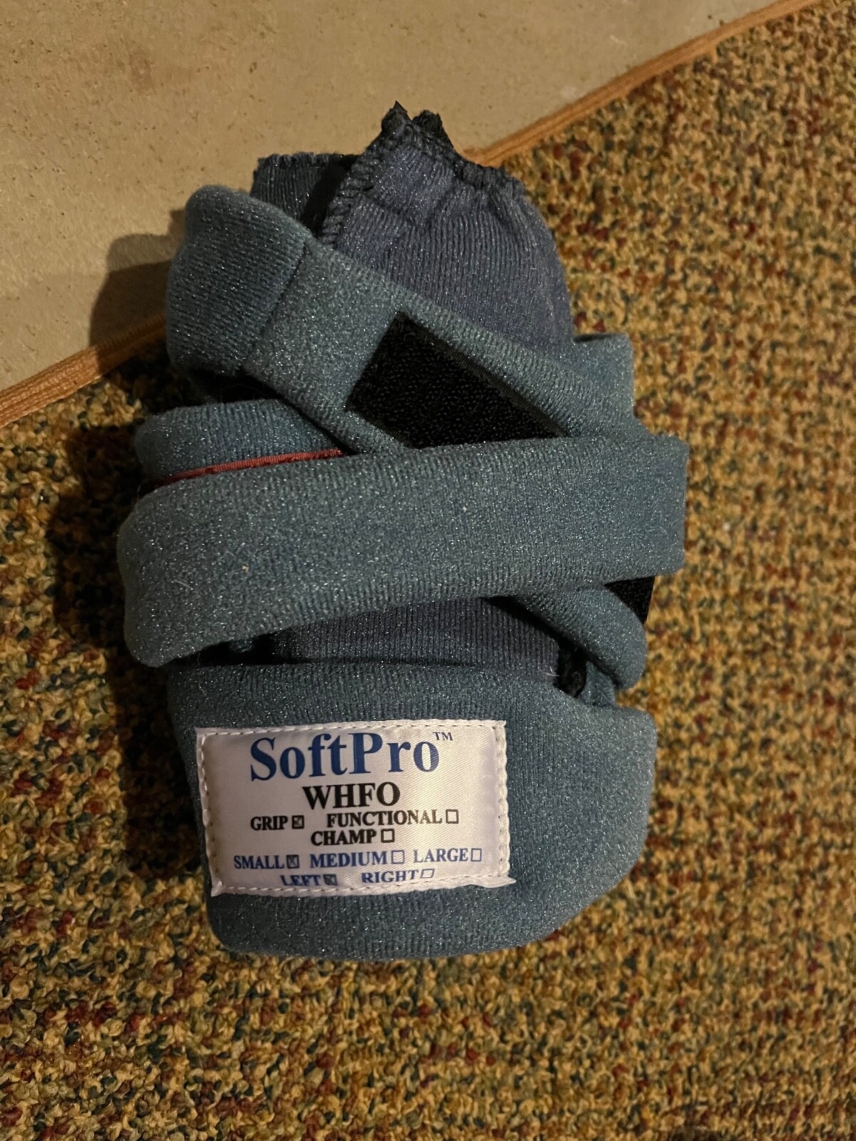 SoftPro Grip WHFO Hand Splint, Left Medium w/ extra covers & finger separator