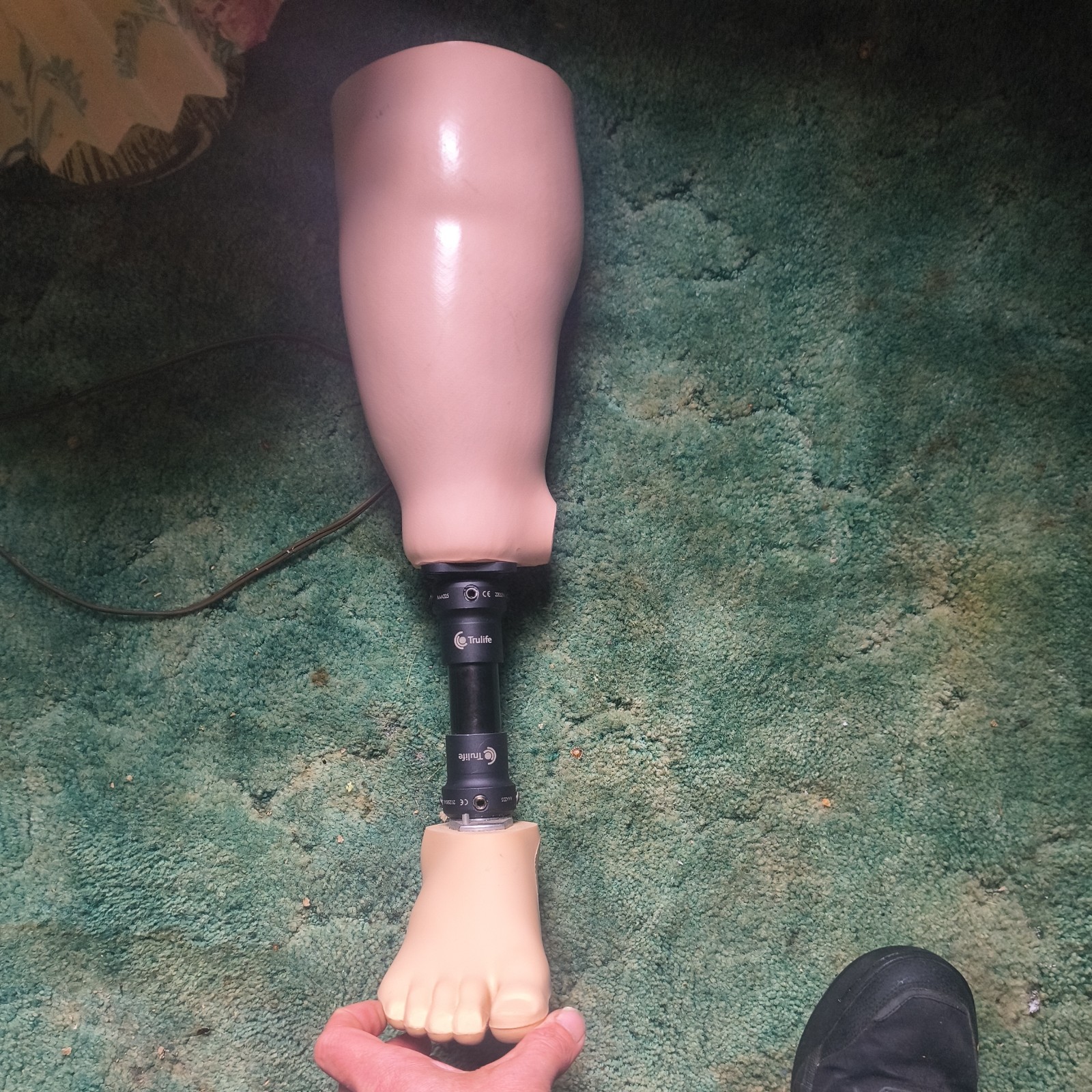 TRULIFE Below Knee Right Prosthetic Leg AAA225 AAA210 Carbon Cup + 28W Foot