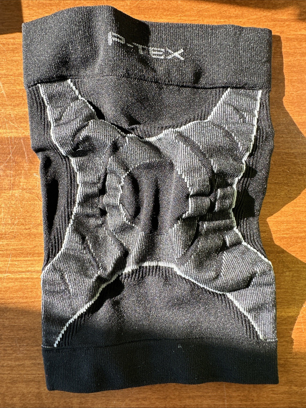 P-TEX PRO KNIT ANATOMICAL COMPRESSION KNEE SLEEVE *P-TEXK500 *XL *BLACK *NWT