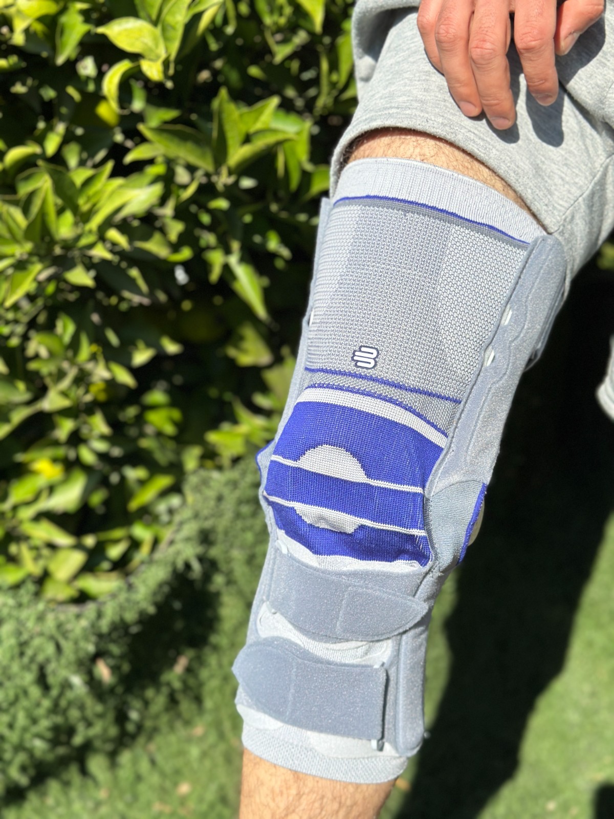 Bauerfeind Softec Genu Size 6 Right Knee Joint Brace Patella Support Sleeve