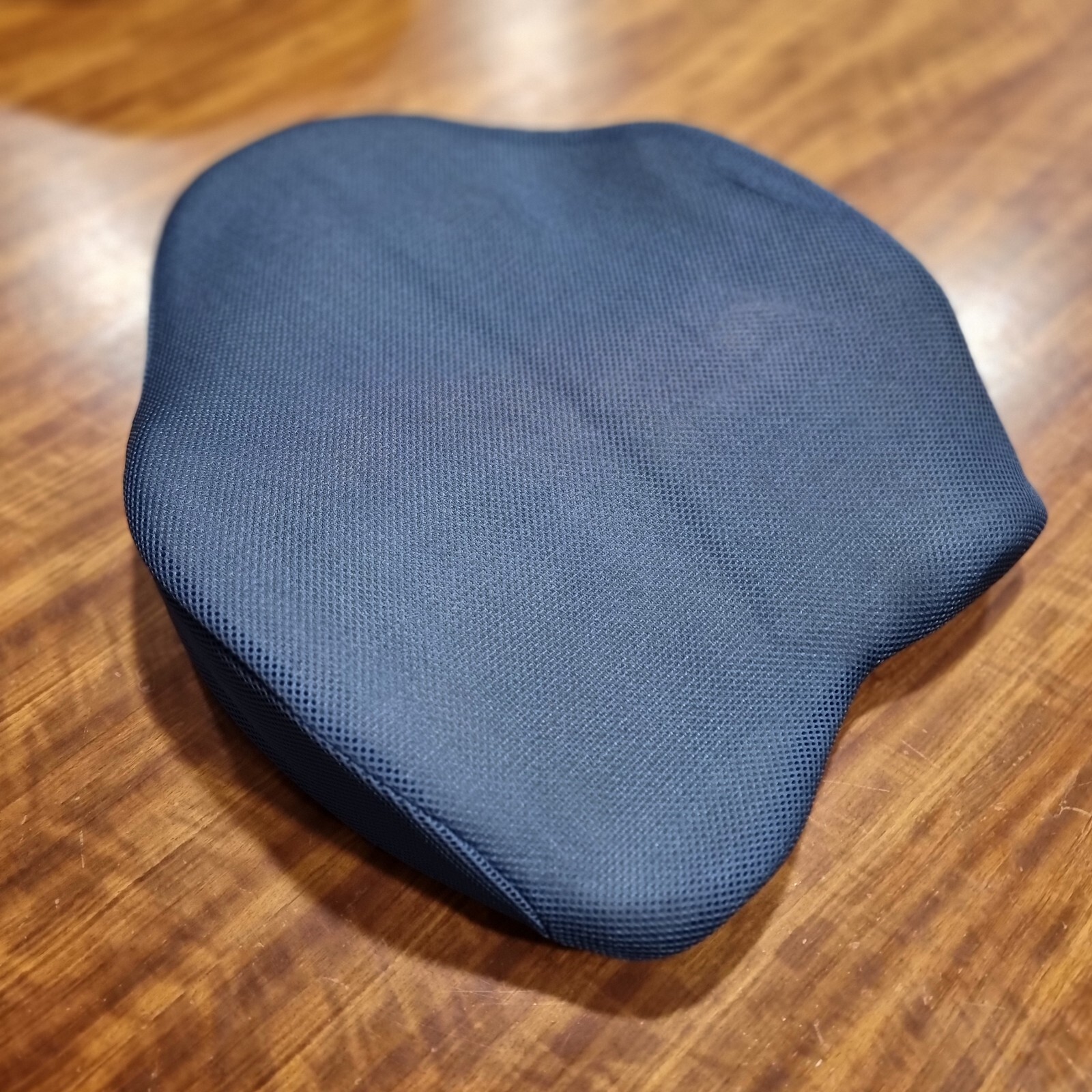 SUPERIOR LUMBAR SUPPORT PILLOW FOR HOME OFFICE OR CAR. PACK OF 2