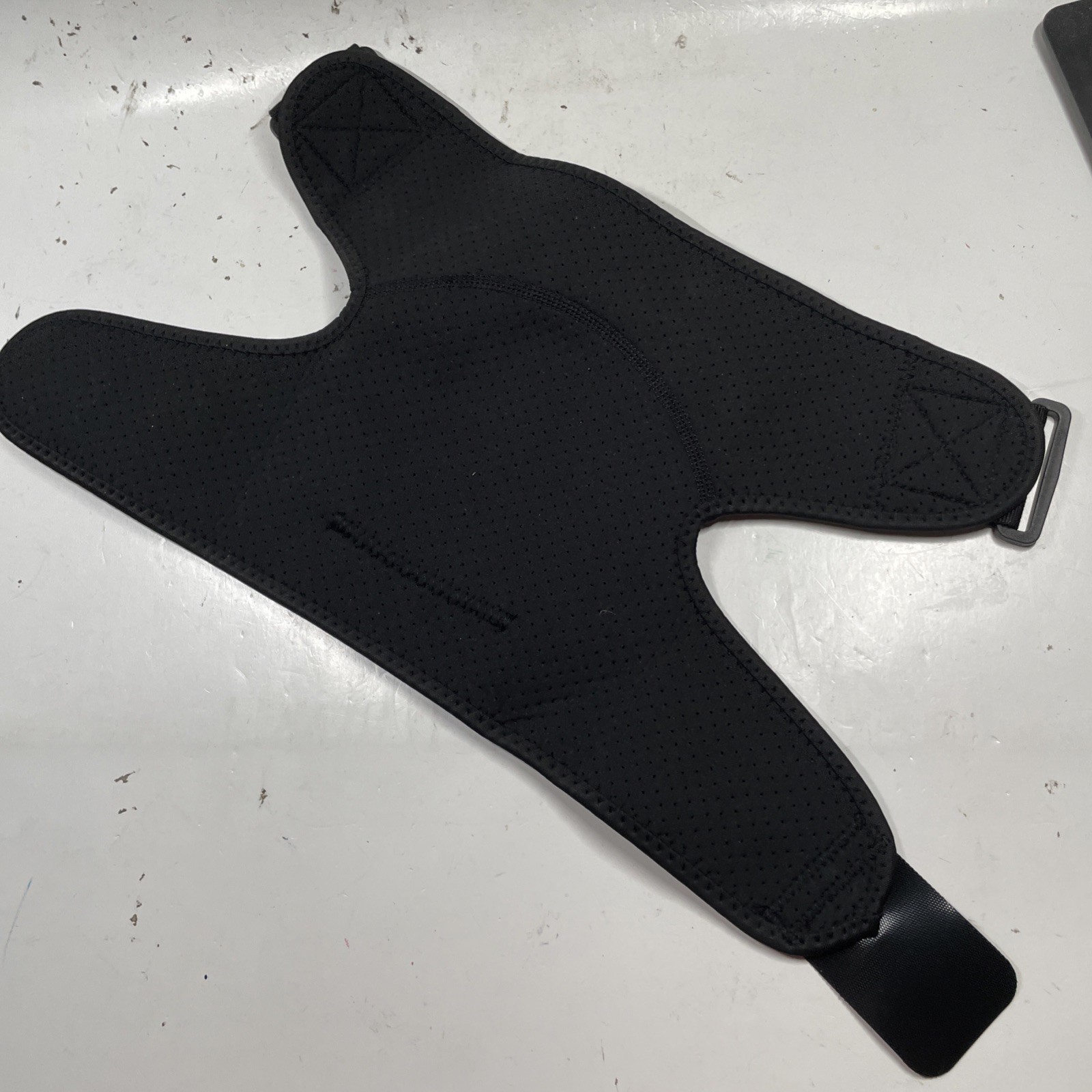 Kinetix Compression Shoulder Brace Pain Relief Brace Relieve (NO STRAP)