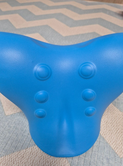 Cervical Neck Stretcher Traction Device Pillow Pain Relief Alignment C-Curve Blu