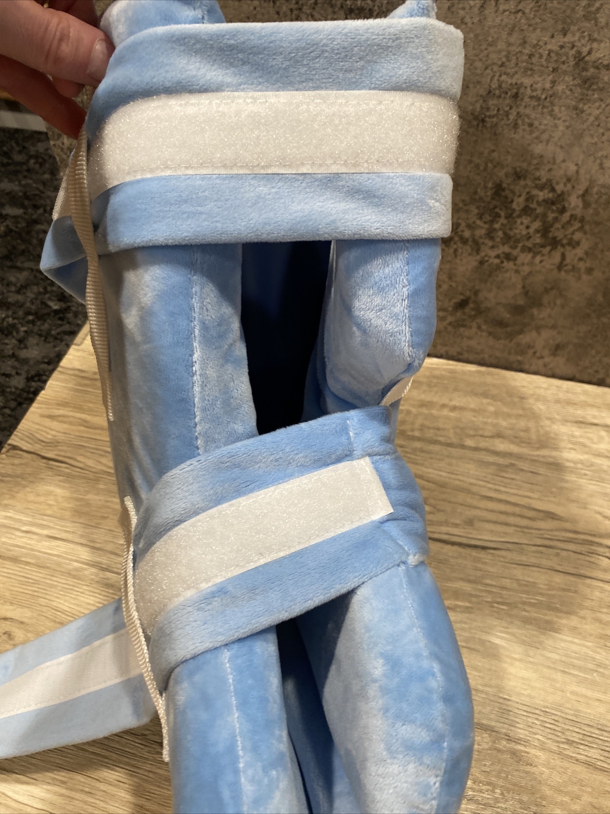 Skil-Care Heel Float Protector Blue Medium soft heel protector Pressure ￼ relief