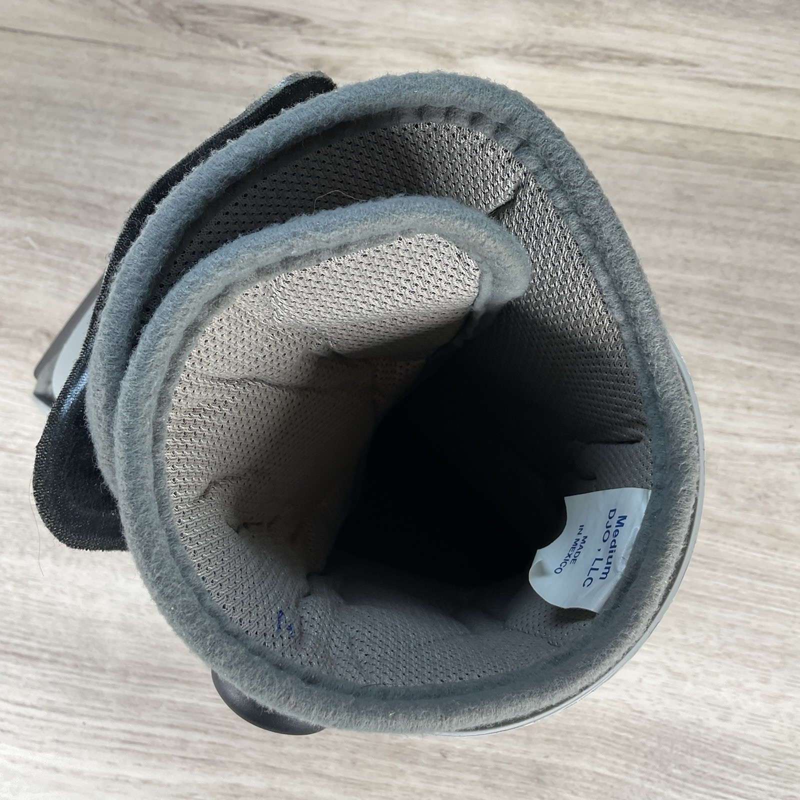 Aircast AirSelect Short Style (Medium) Gray Walker Brace and Walking Boot