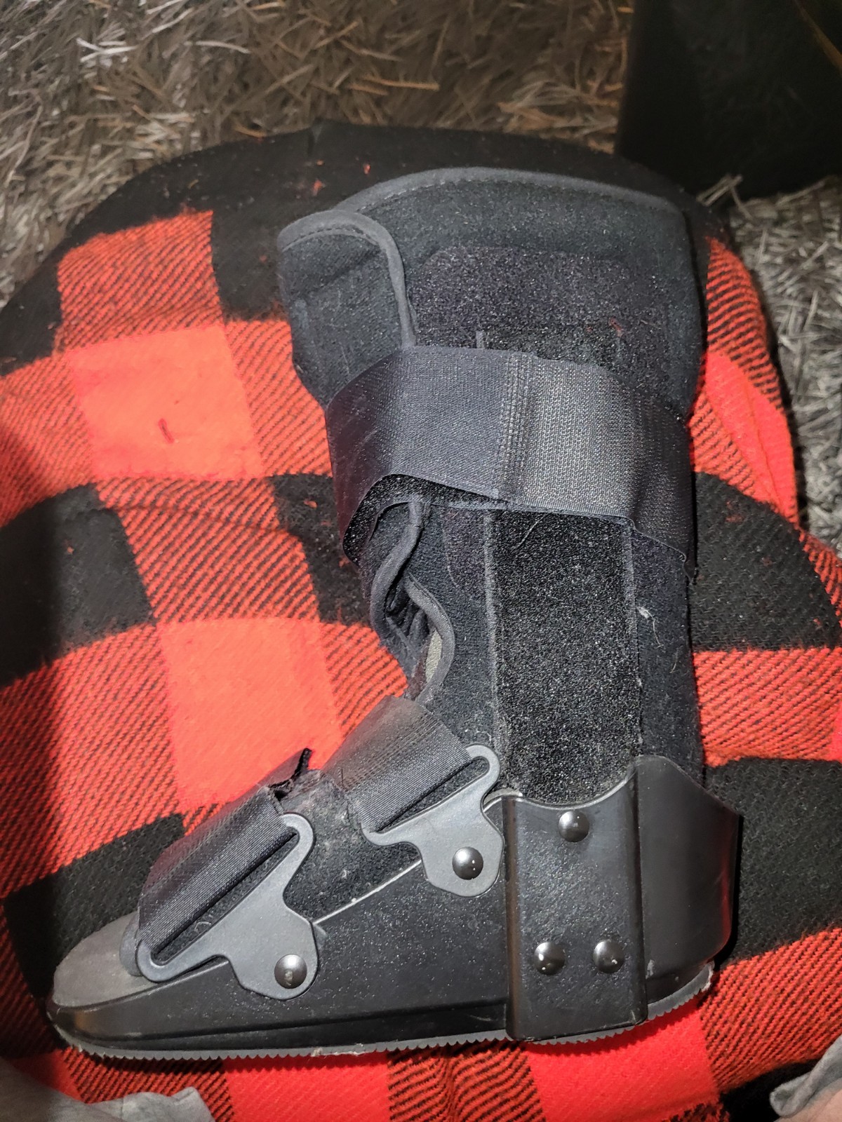United Ortho Ankle Boot Size XS Pre-Owned No Box No Instructions Very Good Cond
