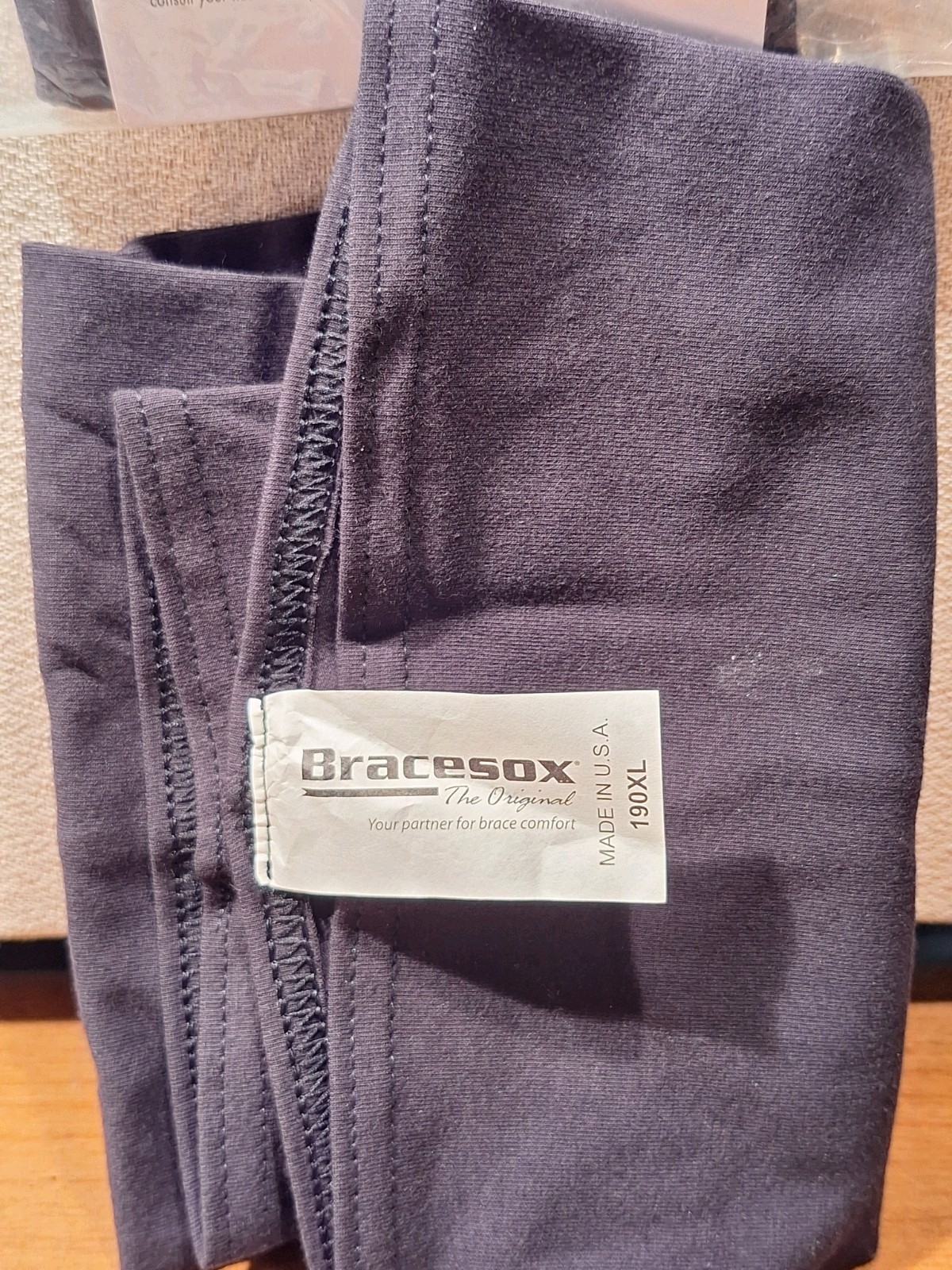 BREG (#09855) UNDERSLEEVE, For Men or Women. Cotton. NEW. XL (Black)