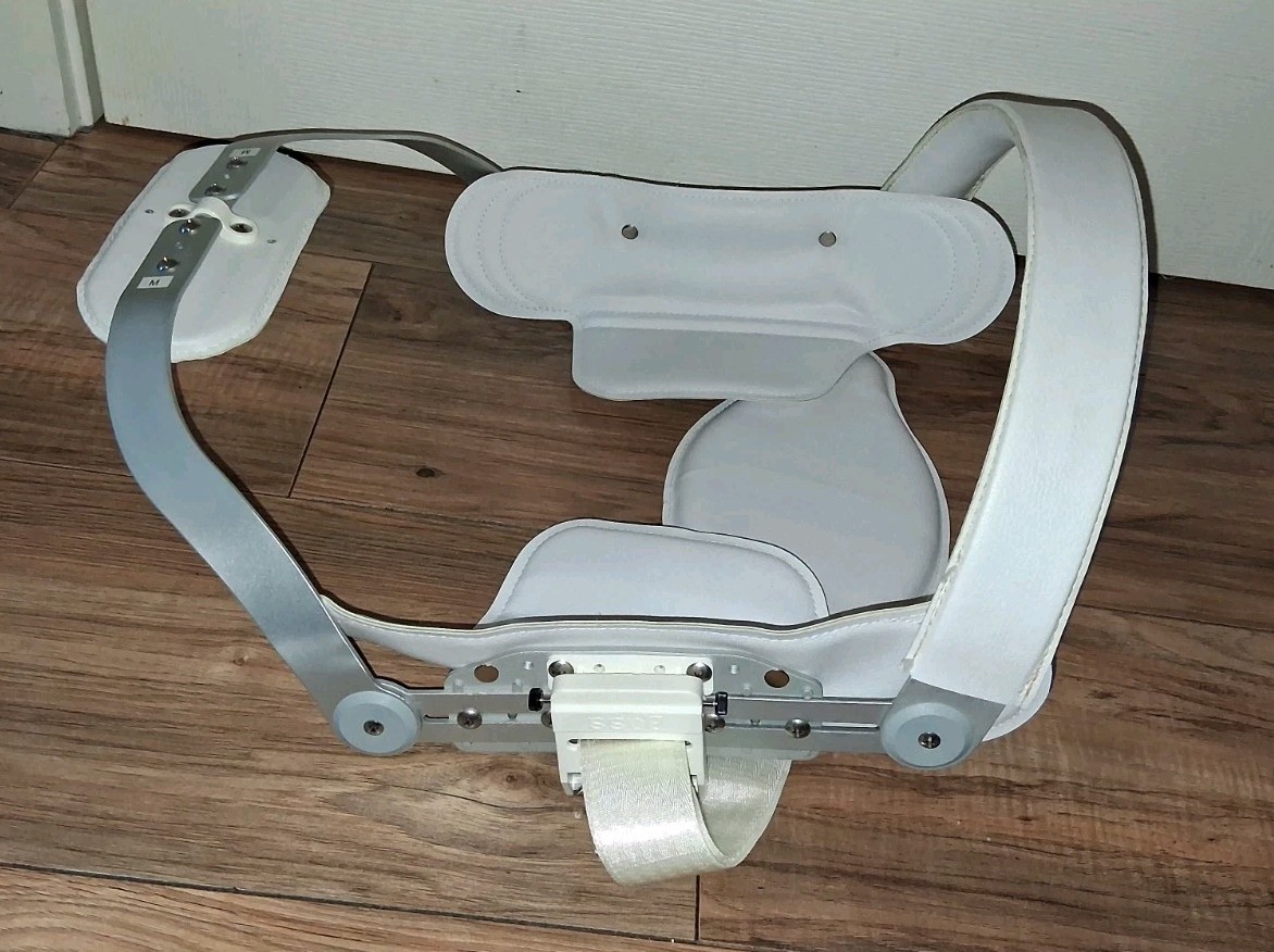 Becker B.O.S.S. Hyperextension TLSO Stabilization Brace Size Medium