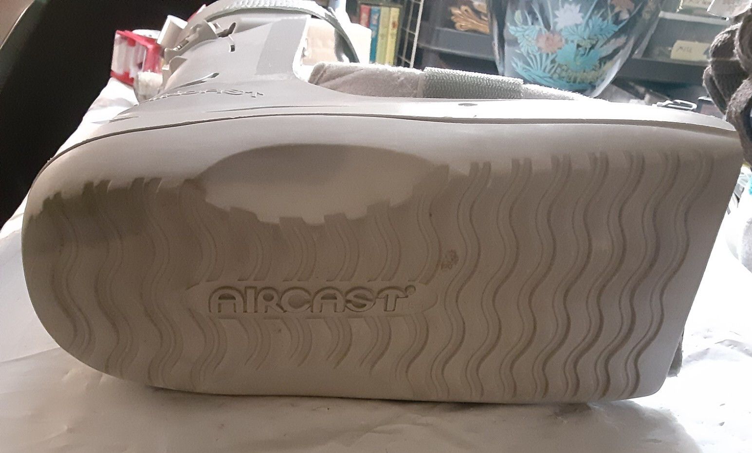 Aircast FP Walker Large 01F-L Inflatable Deflatable Medical Walking Boot Gray