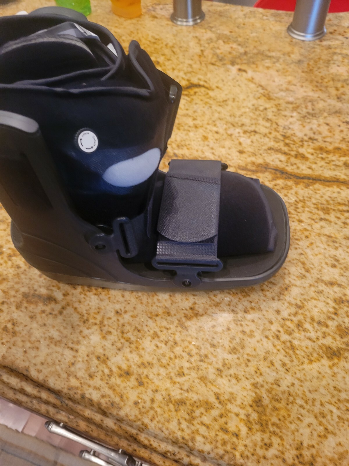 New Low Top Comfortland Premium Cam Air Walker