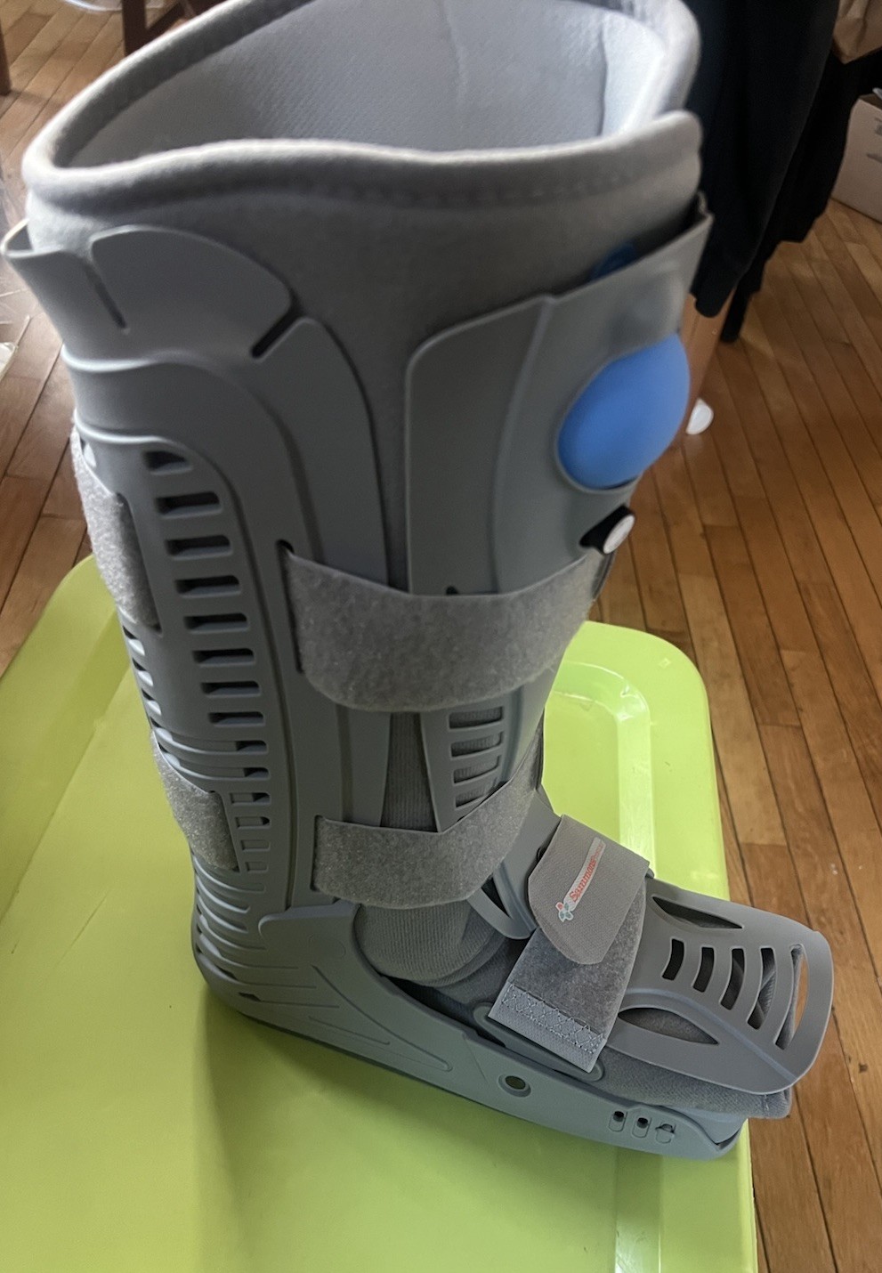 Aircast Tall Walker Brace/Walking Boot Large