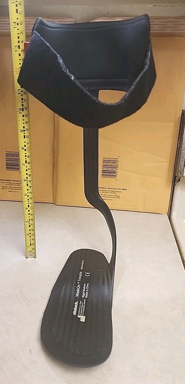Ottobock WalkOn Trimable Medium Right Carbon Fiber Leg & Foot Brace