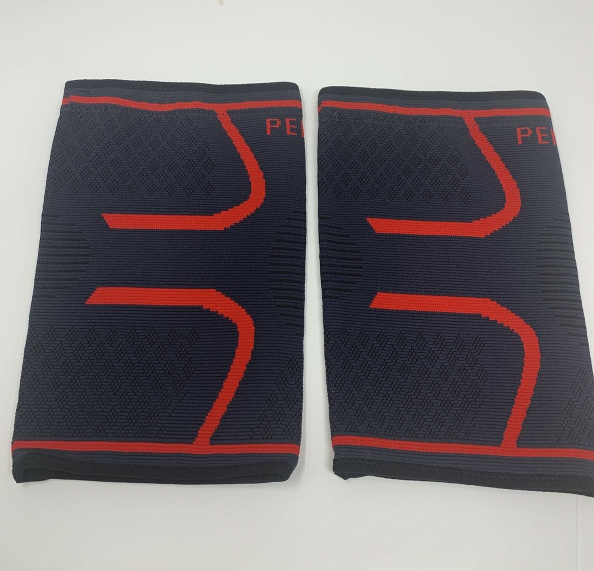 Knee Brace Compression Sleeve Support Sports Workout Running Large 1 Pair