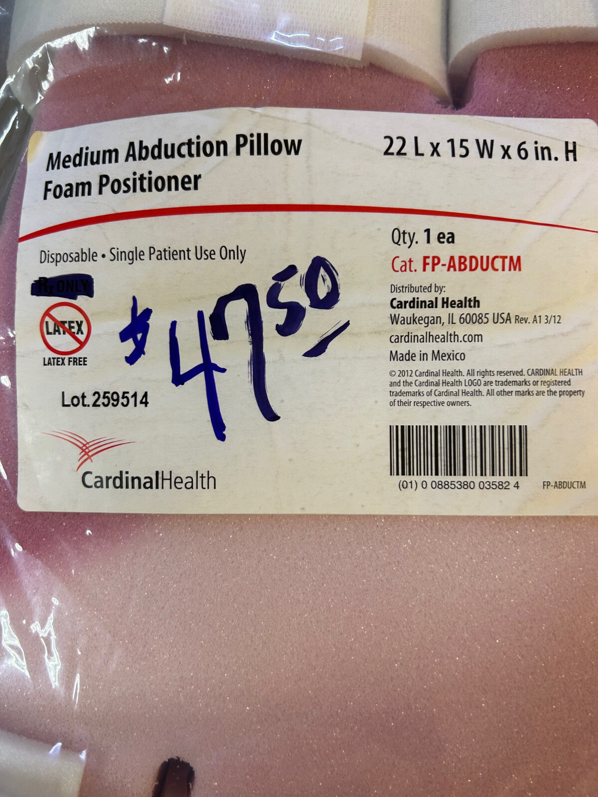 Cardinal Health Medium Abduction Pillow Foam Positioner 22 x 15 x 6 New ABDUCTM