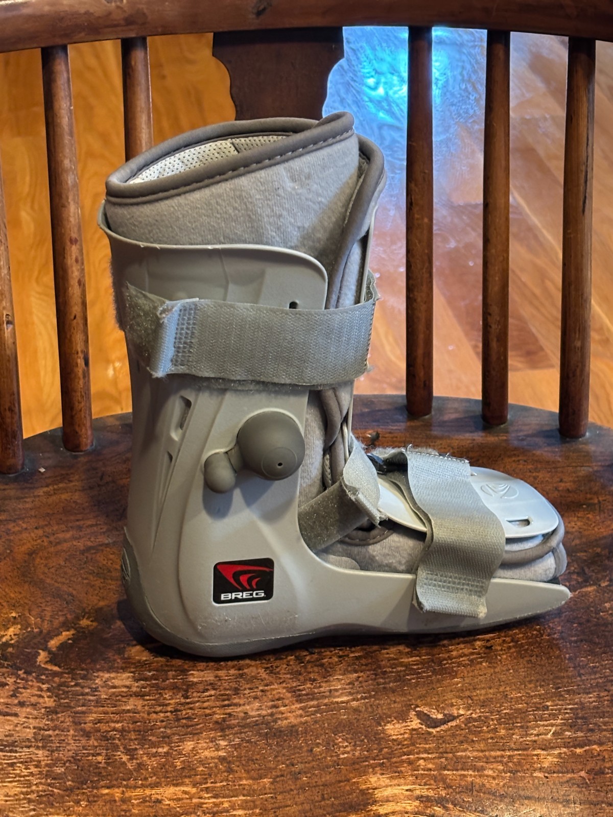 Breg Genesis Full Shell Walker Extra Small XS Ankle Foot Boot Pump Brace