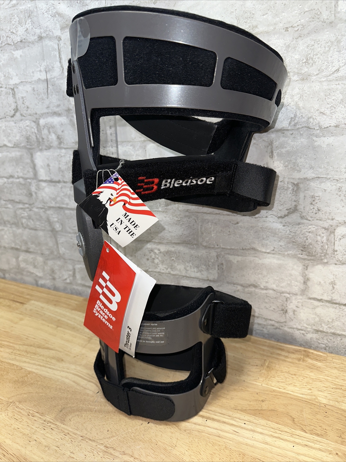 BLEDSOE THRUSTER 3 LATERAL STANDARD XL RIGHT NEW Msrp 649