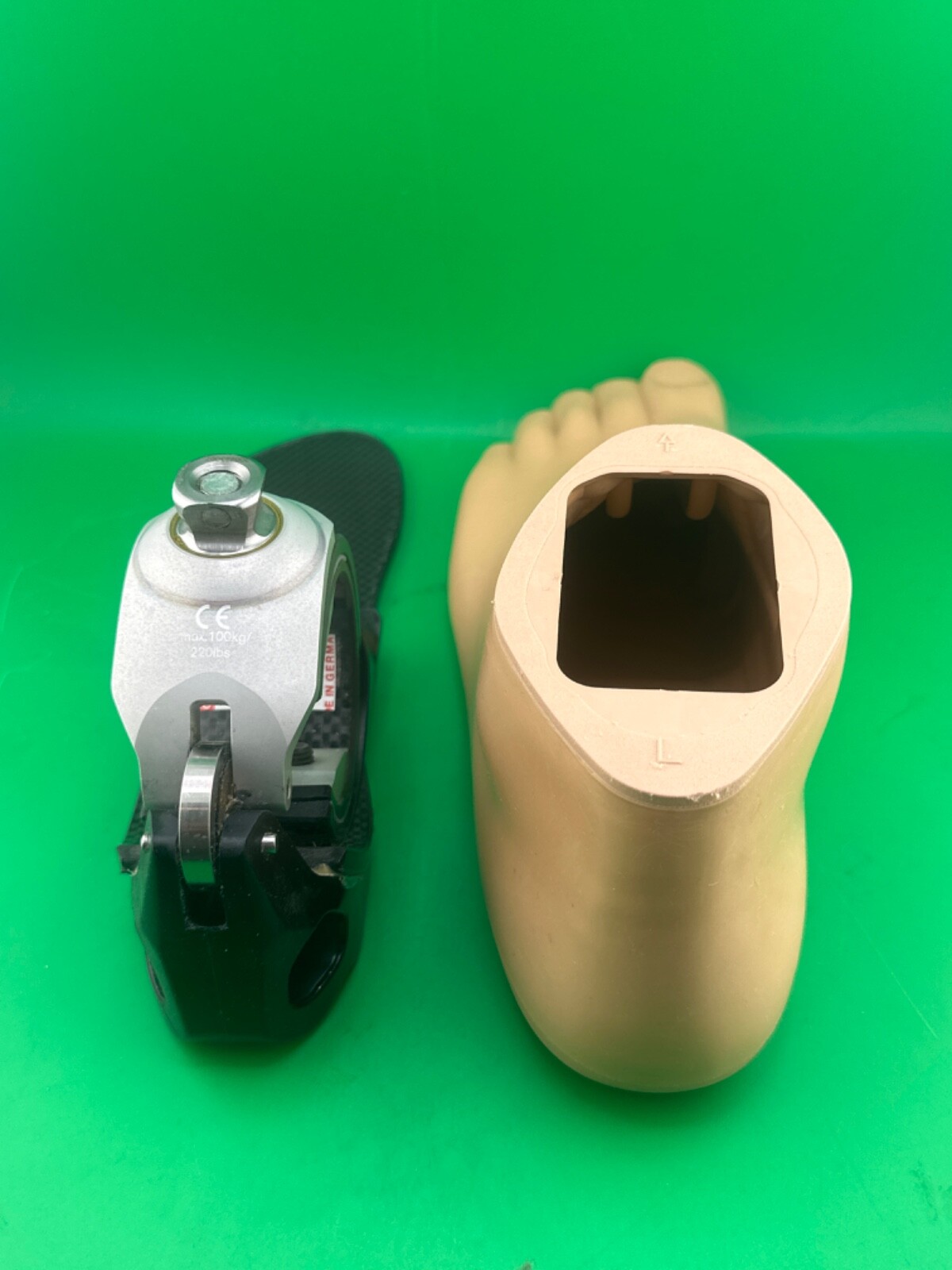 OTTOBOCK Otto Bock cwalk c-walk 1c40 prosthetic foot Max wt 220 Sz 26 Left