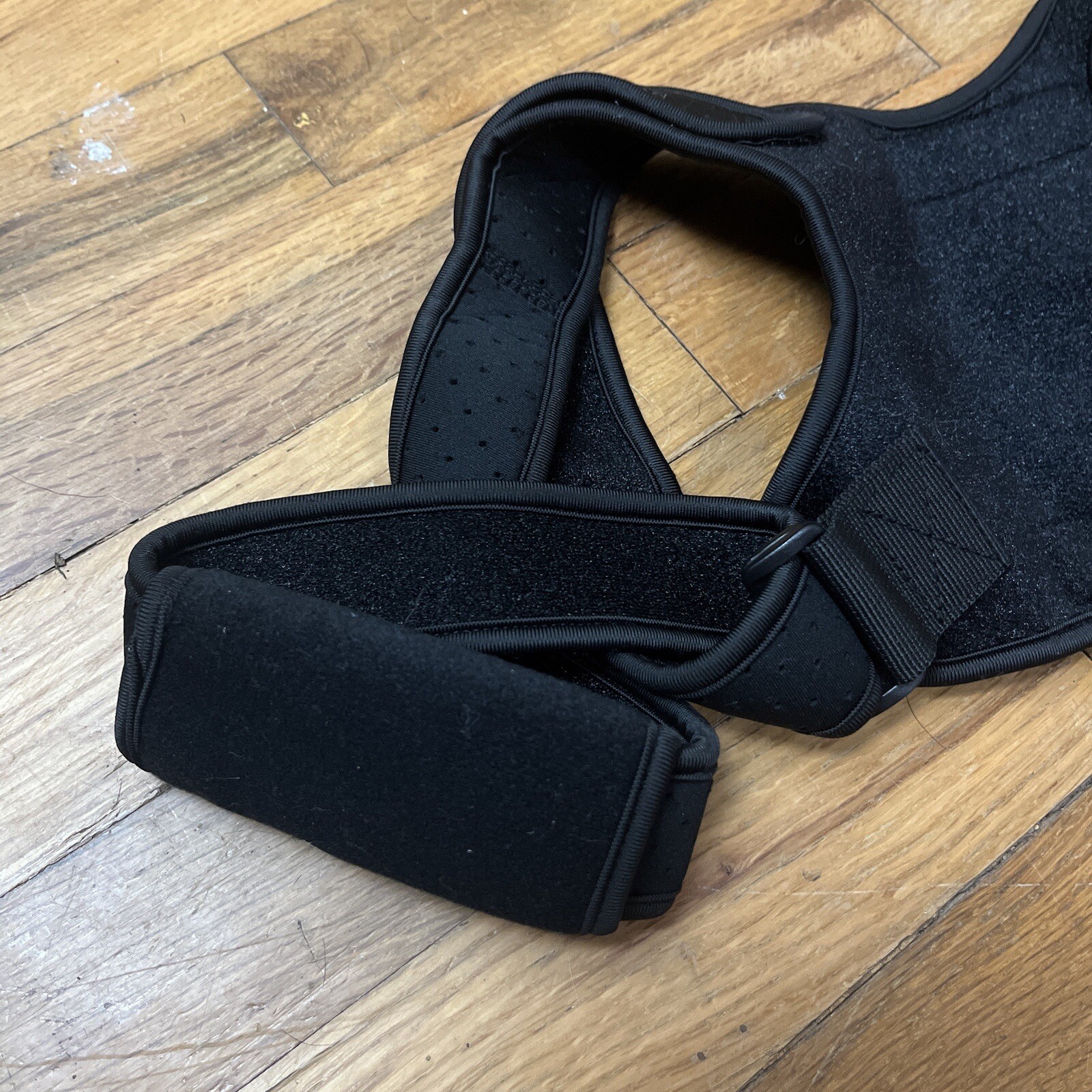 Vriksasana Posture Back Shoulders Brace Women Men Regular Black Unisex Adults