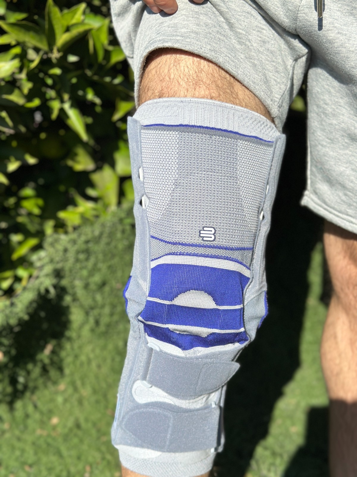 Bauerfeind Softec Genu Size 6 Right Knee Joint Brace Patella Support Sleeve