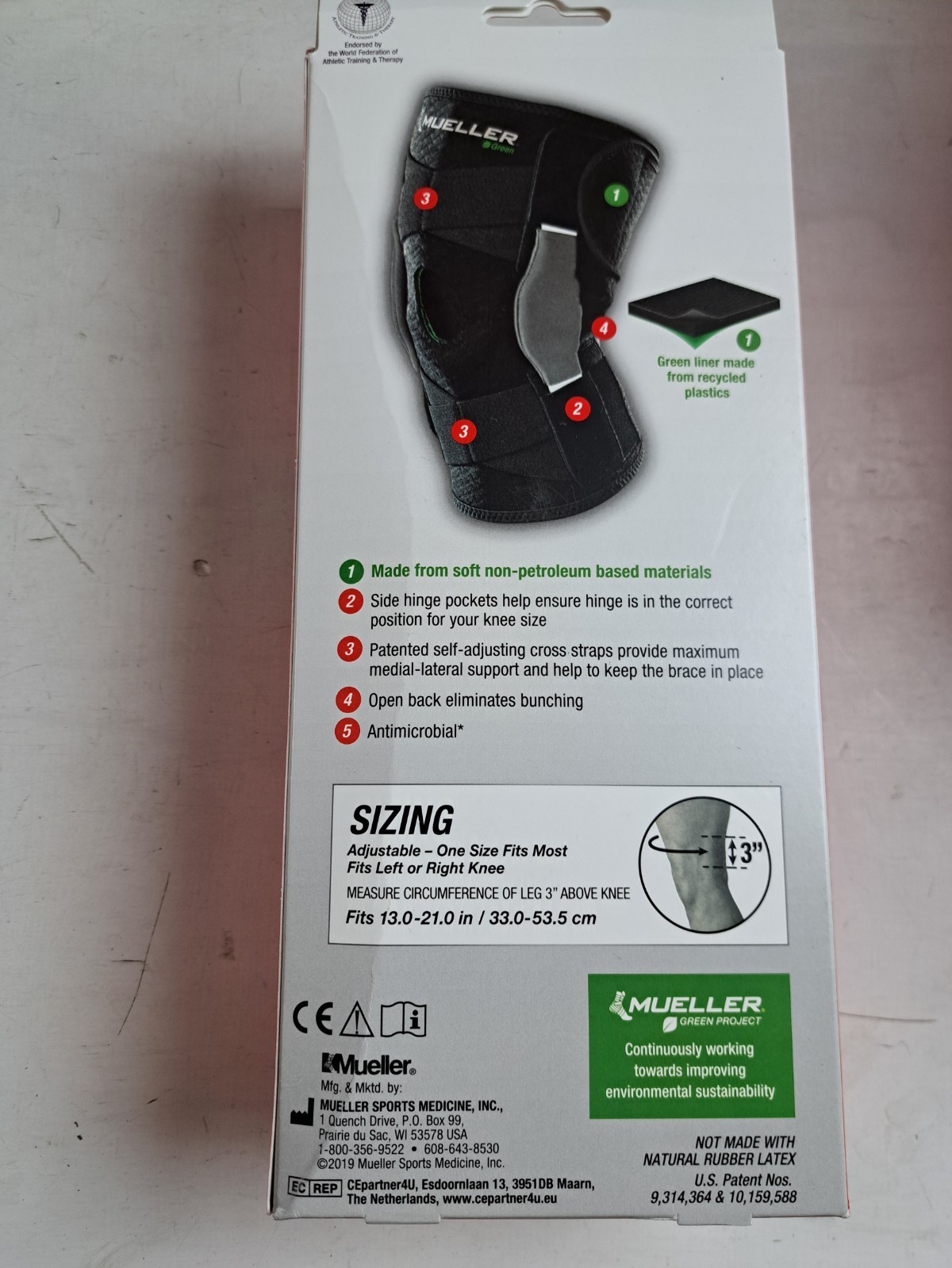 MUELLER Sports Medicine Green Self-Adjusting Hinged Knee Brace Black, One Size