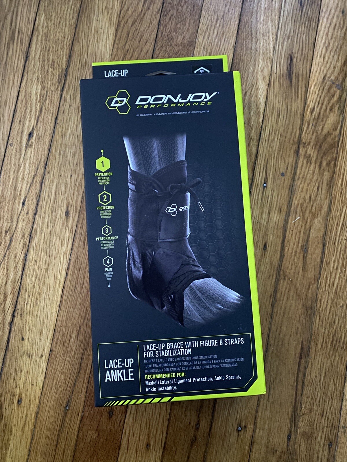 DonJoy Performance Lace-Up Ankle Brace Medium Black Figure 8 Straps NIB