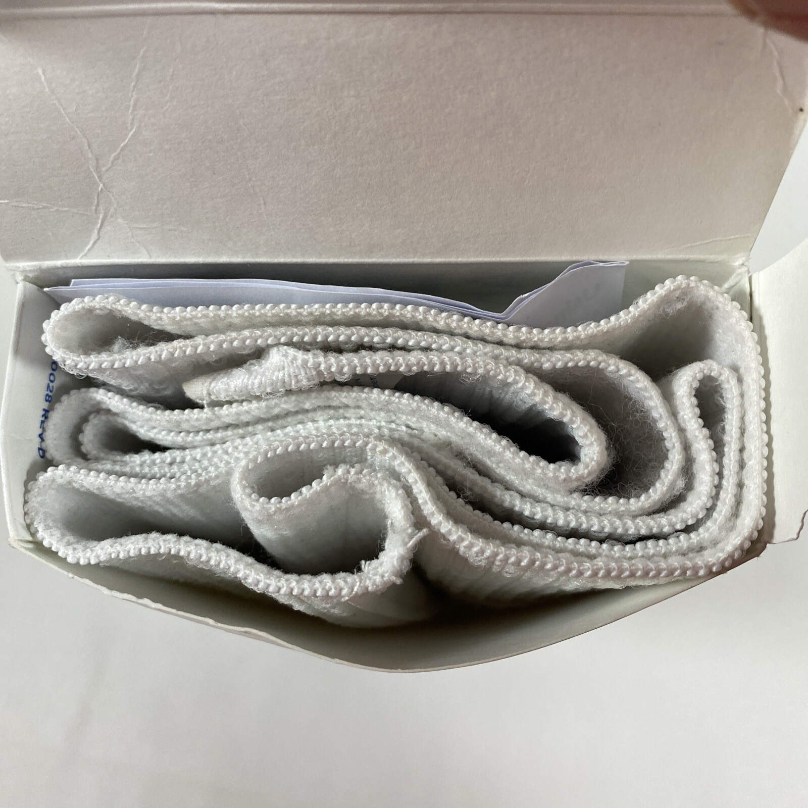 Dale Abdominal Binder 46-62 Inch Waist Circumference 9″ Wide Color White 411