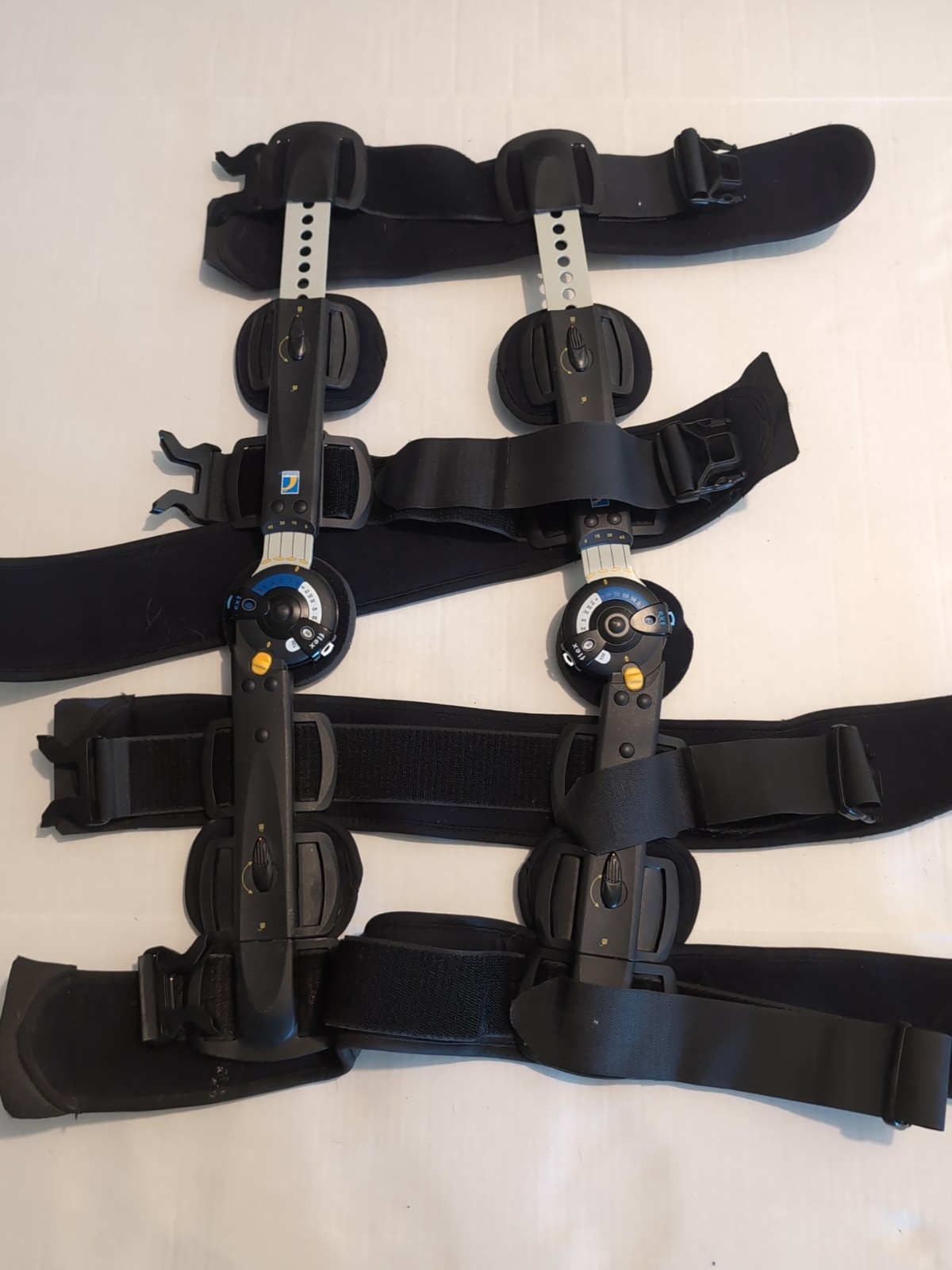 OSSUR Knee Brace Flex Innovator DLX Post Op Hinged Universal Adjustable Ortho
