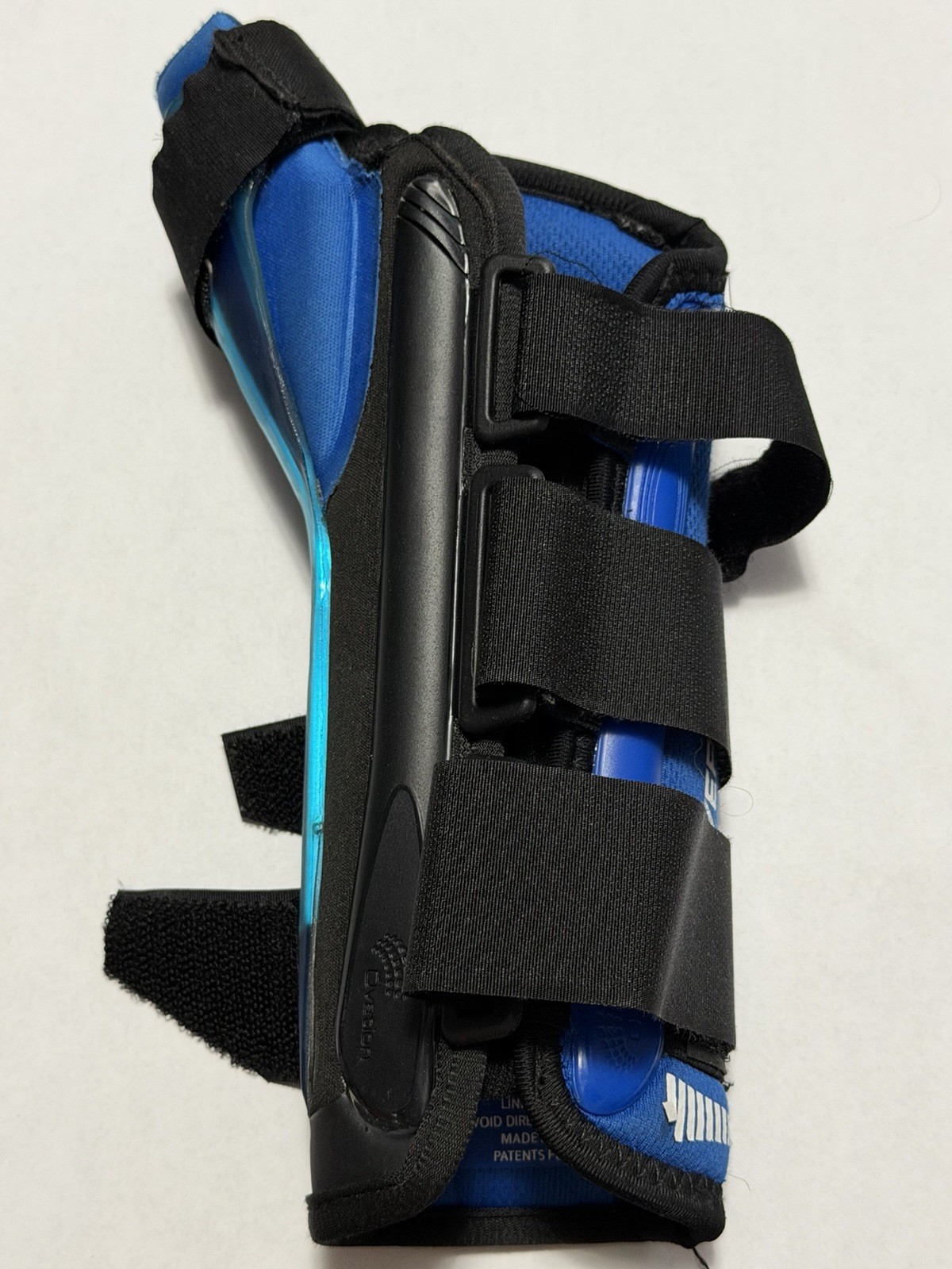 MASSIVE lot of Right thumb Brace Adjustable Support w/ 4 extra sleeves