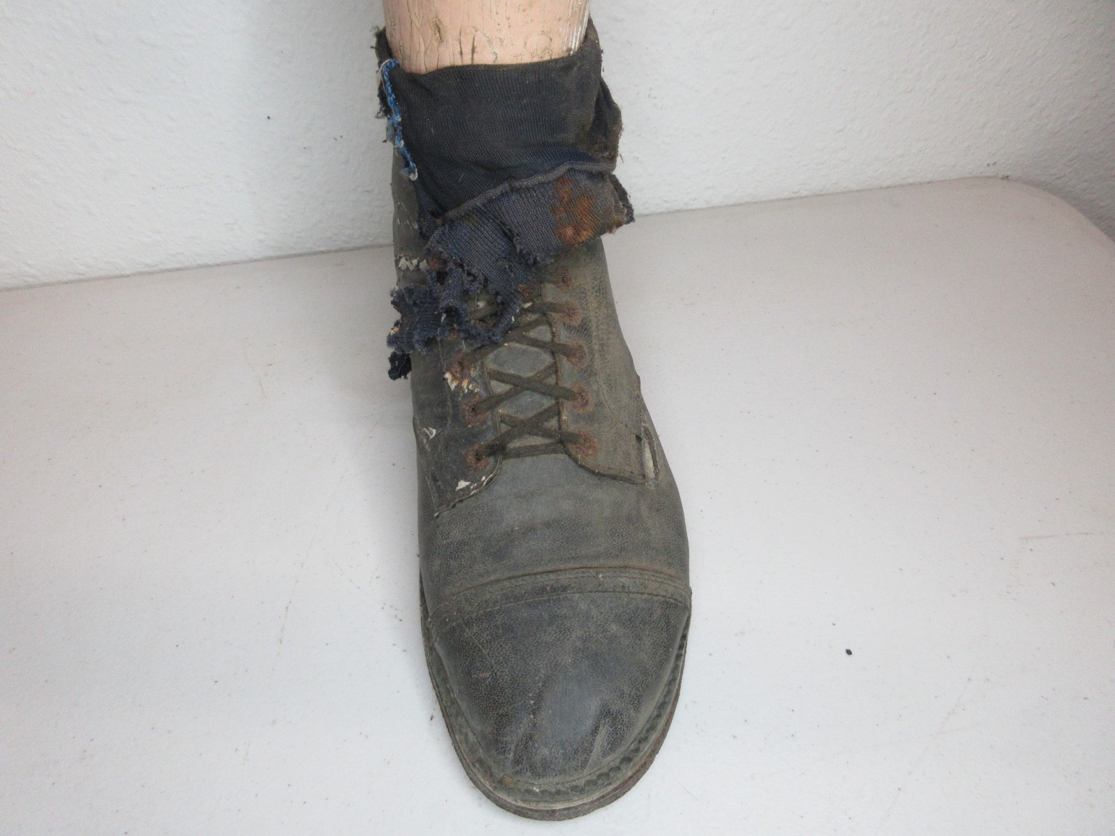 Vintage Adult Prosthetic Left Leg Made of Wood & Leather – Old Loggers Leg