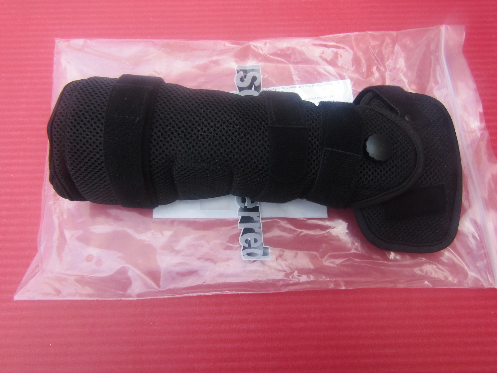 ISO WRIST BRACE SPLINT Neutral Position Stablizer Universal NEW 2 Available