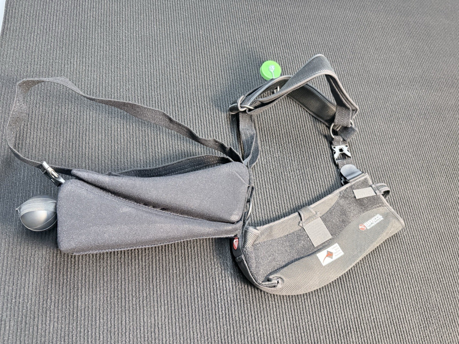 Breg Slingshot 3 Large Shoulder Sling, Removable Pillow & Exercise Ball