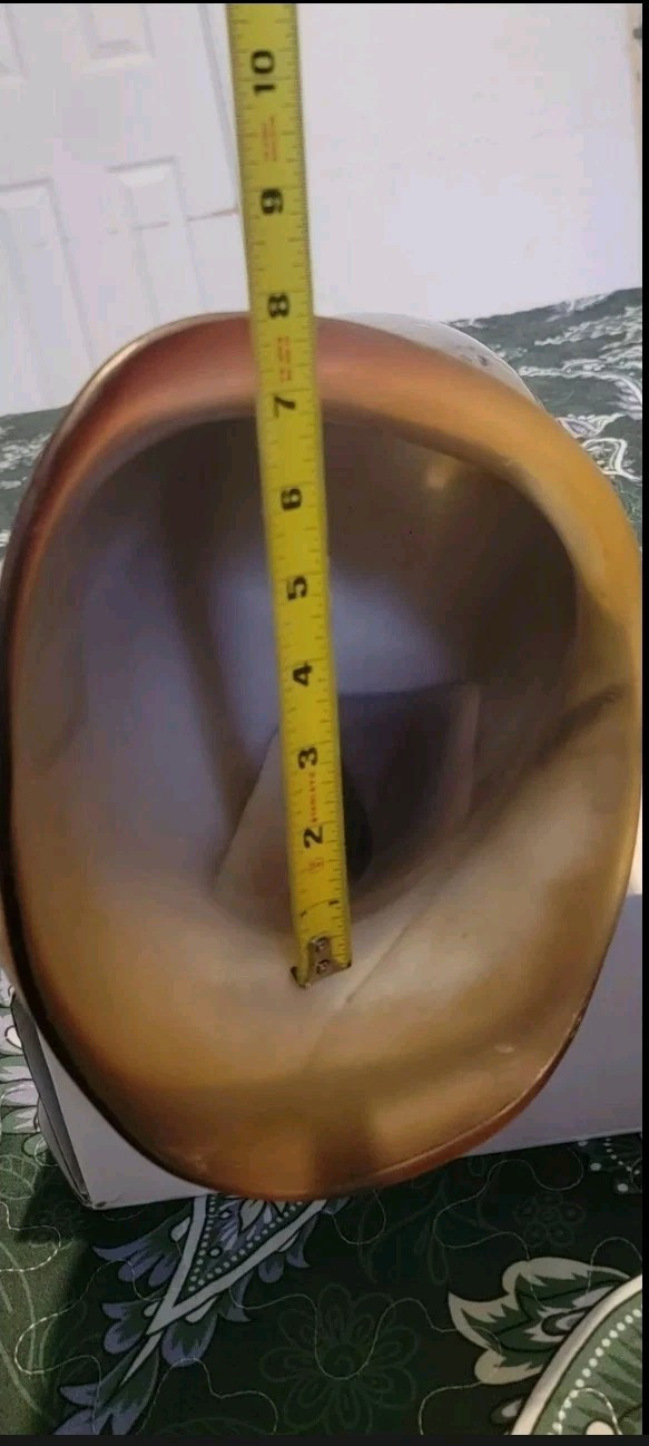 Above Knee Prosthetic Socket Lefts leg Made of 100% Carbon Fiber it’s perfect.