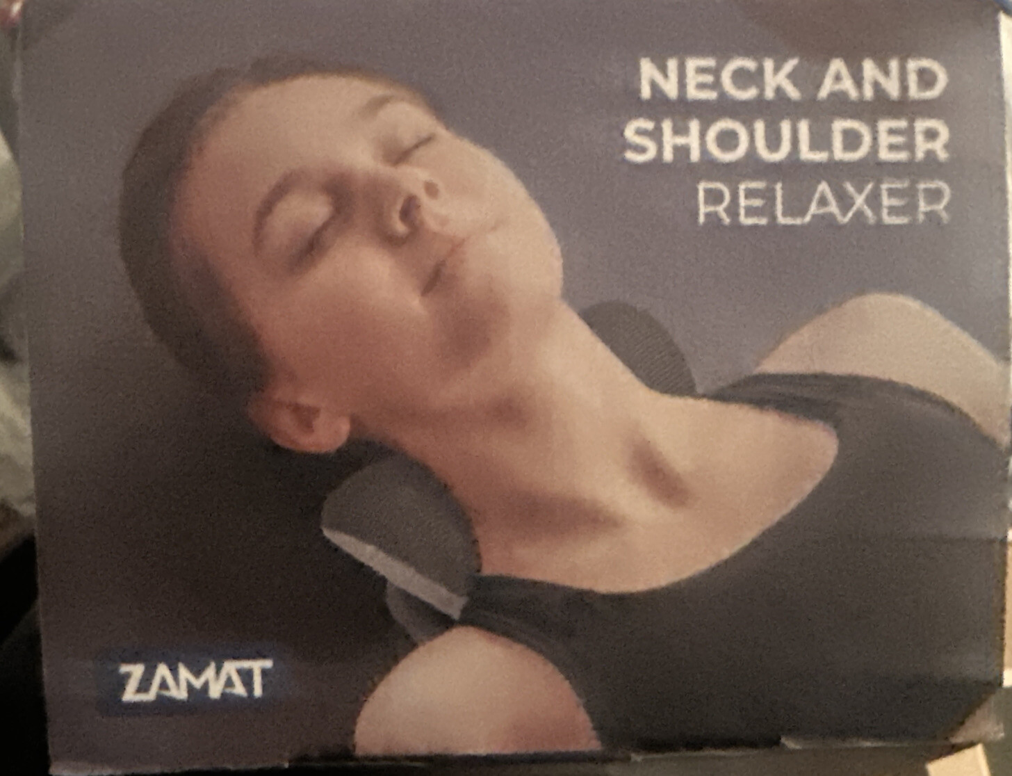 ZAMAT Neck and Shoulder Relaxer with Magnetic Therapy Pillowcase, Neck Stretcher