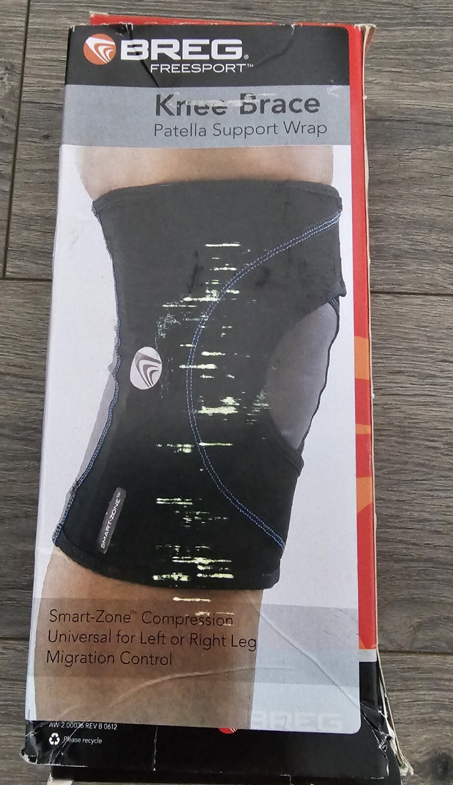 New Breg FreeSport Knee Brace XSmall Universal Right Or Left 100463-010