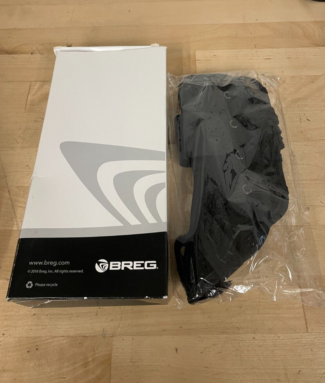 Breg Wrist Lacer X-SMall Left WRIST BRACE 103610-010 *