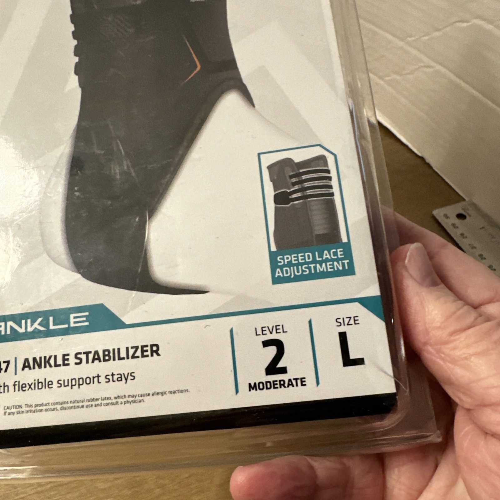 Shock Doctor Ankle Stabilizer w/ Flexible Support Stays Large