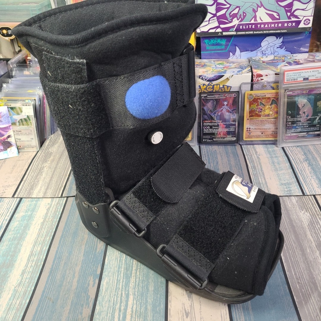 Air Pumping Advantage Orthopedic Inflatable SMALL Ankle Foot Brace Walking Boot